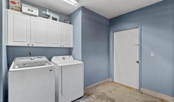 203 Anamuli St, Kahului, HI 96732