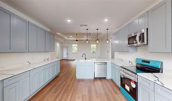 416 Linden St, Keene, TX 76059