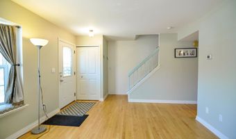 3479 Burbank Dr, Ann Arbor, MI 48105