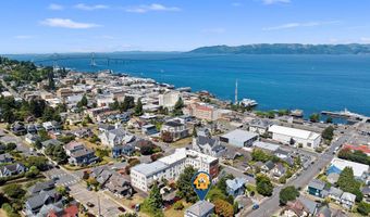 677 17TH St, Astoria, OR 97103