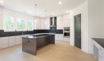 750 Garden Reserve Ln, Alpharetta, GA 30005