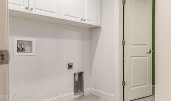 401 Longwood Pl, Aberdeen, NC 28315