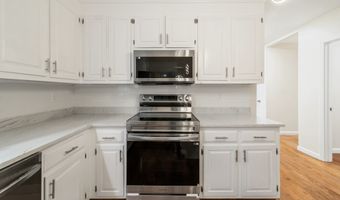 6 El Toro Dr, Bristol, CT 06010