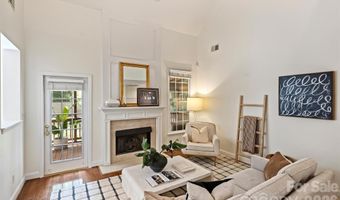 1912 Dearmon Dr, Charlotte, NC 28205