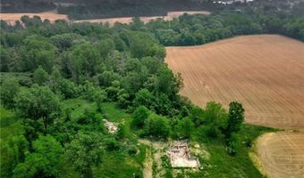 6801 Maple Rd, Akron, NY 14001