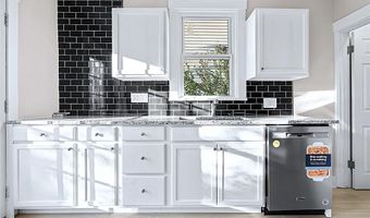 1019 Pine St, Ambridge, PA 15003