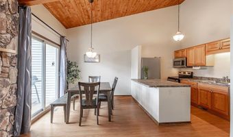 8372 Lower 138th Ct, Apple Valley, MN 55124