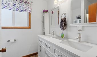 765 13th Ave SE, Albany, OR 97322