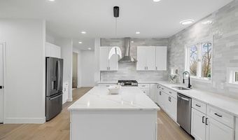 3592 GREAT FALLS Cir, Ann Arbor, MI 48108