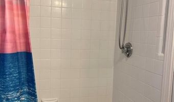12 Third School St 2, Bristol, RI 02809