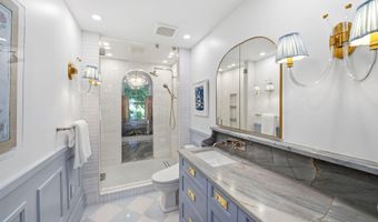 11005 Park Rd, Anchorage, KY 40223