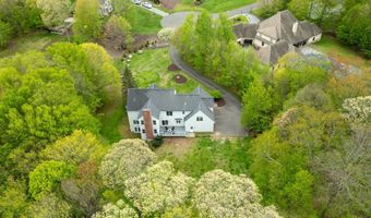 19 Cider Mill Rd, Burlington, CT 06013