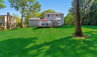 3 Sandy Ln, Bristol, RI 02809