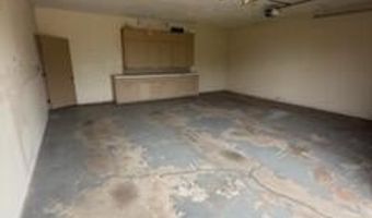 711 2nd St, Abernathy, TX 79311