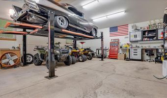361 Birch Dr, Blakeslee, PA 18610
