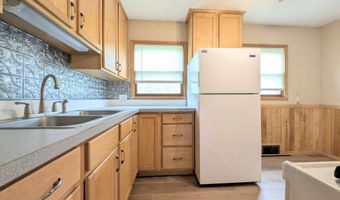 1003 9th Ave, Anoka, MN 55303