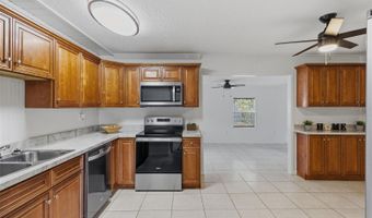 208 AVALONE Dr, Apopka, FL 32703