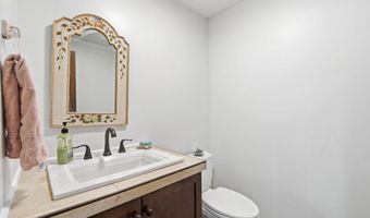 4920 BROOK HILLS Dr, Annandale, VA 22003