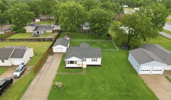 104 Willow Ln, Anderson, IN 46012