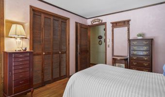 4 Clark Island Rd, Amherst, NH 03031
