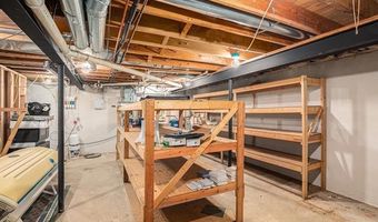 6365 Hayfield Ln, Almont, MI 48003