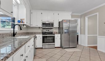 3301 WESTGATE Dr, Albany, GA 31707