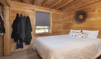 2 Firefly Dr, Baldwin, ME 04091