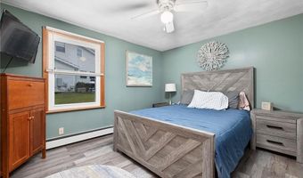 422 Shady Valley Rd, Coventry, RI 02816