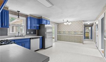 38 Greenwood Rd, North Kingstown, RI 02852