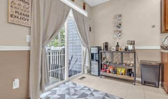252 Hawthorn Ln, Barnegat, NJ 08005
