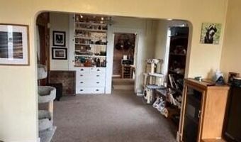 1127 Moxon Ln, Arcata, CA 95521