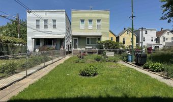 35 E 26TH St, Bayonne, NJ 07002