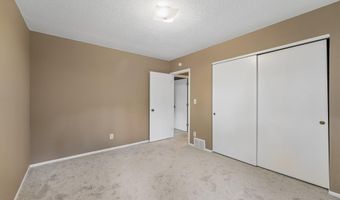 1386 Arden View Dr, Arden Hills, MN 55112
