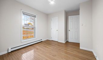 202 Pearl St, Bangor, ME 04401