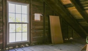 11 Durham St, Belfast, ME 04915