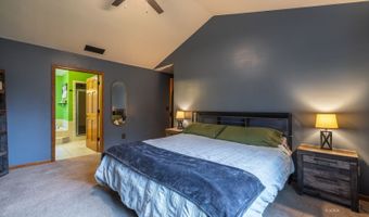 8850 Lavelle Rd, Athens, OH 45701