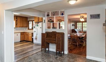 2005 N Dakota Ave, Ames, IA 50014