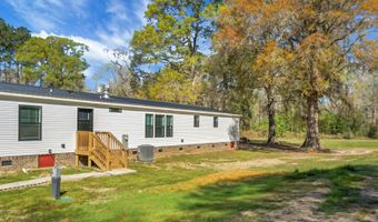 274 Rae Ln, Bonneau, SC 29431
