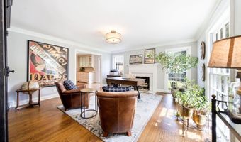 12601 N Osage Rd, Anchorage, KY 40223