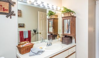 4 Bartlett Place Rd, Bartlett, NH 03812