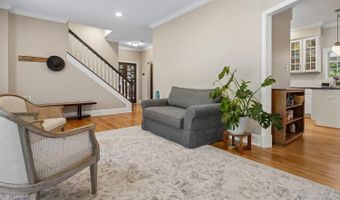3536 N DICKERSON St, Arlington, VA 22207