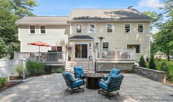 74 Charter Rd, Acton, MA 01720