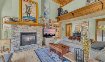 56870 Gina Ln, Bend, OR 97707