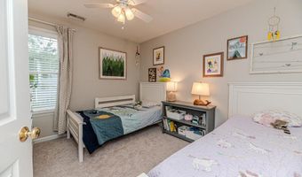 1307 Chenworth Dr, Apex, NC 27502