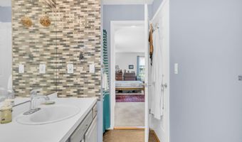 7 Elm Ct, Barnegat, NJ 08005