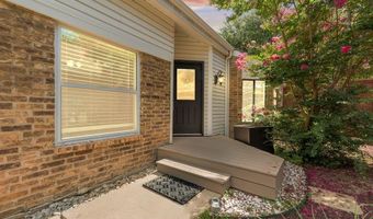 14826 Le Grande Dr, Addison, TX 75001