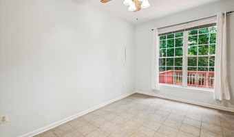 20 HARBOUR HEIGHTS Dr 20, Annapolis, MD 21401