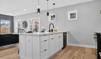 28 Amsden St 28, Arlington, MA 02474