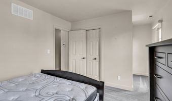 1780 Williamsburg Dr, Adrian, MI 49221
