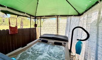 30 A St, Cascade, ID 83611